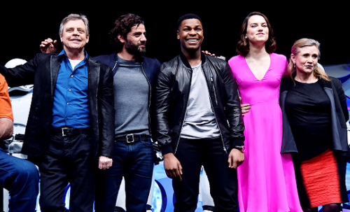 ariannenymeria:Mark Hamill, Oscar Isaac, John Boyega, Daisy Ridley, and Carrie Fisher at Star Wars C