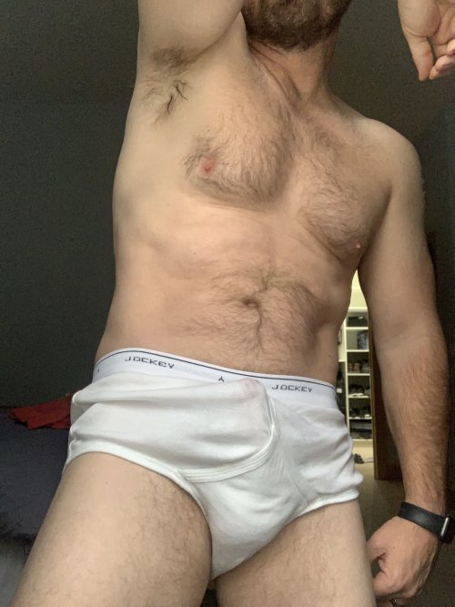 arekharlow: kaptivlockedchallenge: Masculine underwear for a masculine body I love this cock with wh