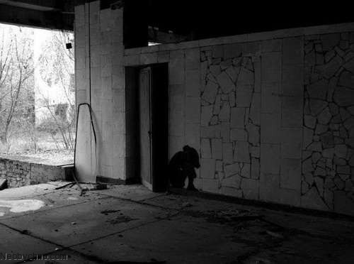 sixpenceee:  Graffiti found in Prypiat, Ukraine, the town abondaned in the aftermath of the Chornobyl’s nuclear disaster MORE PICTURES You may also like: CREEPY SCULPTURES MEANT TO REPRESENT HUMAN RIGHTS ABUSE 