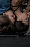 lezkissgifs: