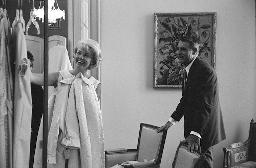 archiesleach: Cary Grant and Doris Day photographed on the set of That Touch of Mink