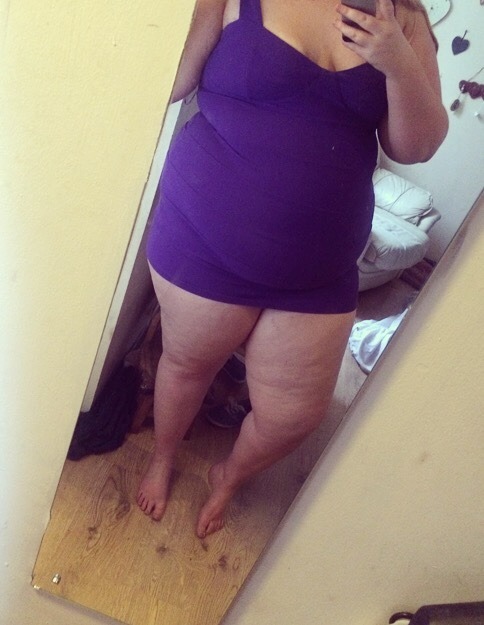 that-fatt-girl:  This dress is so tight and so short. Perfect 👸🏽