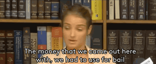 h0rror-queen:refinery29:Vacationing Lesbian Couple Beaten, Arrested For PDA In HawaiiA lesbian coupl