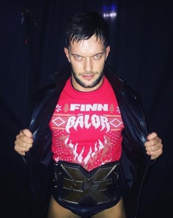 unstablexbalor:  wwebalor: Ugly sweater Finn