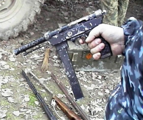peashooter85:The Borz machine pistol.In 1991, shortly after the fall of the Soviet Union, Chechnya d