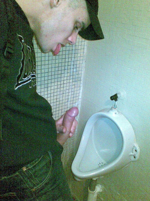 safetroy:  Waiting in the Mens Room….. Share your stories, questions, photos, comments, public sex and bath house adventures. My Public Sex Crusing Men