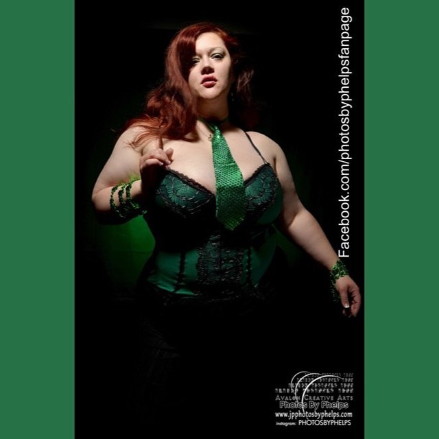 @photosbyphelps  presents  Kerry Stephens @karielynn221979 and her salute to St Patricks