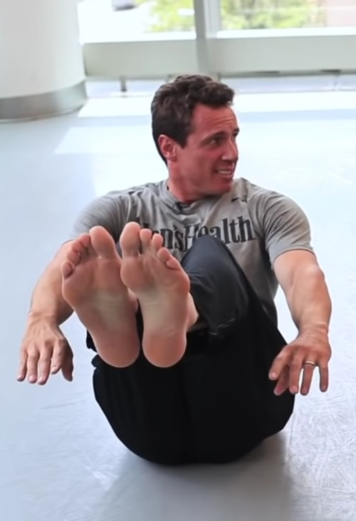 cote1881:Chris Cuomo’s Size 13s ~ A Tickler’s Dream