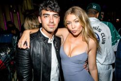 Joe Jonas &Amp;Amp; Gigi Hadid - Hollywood. ♥