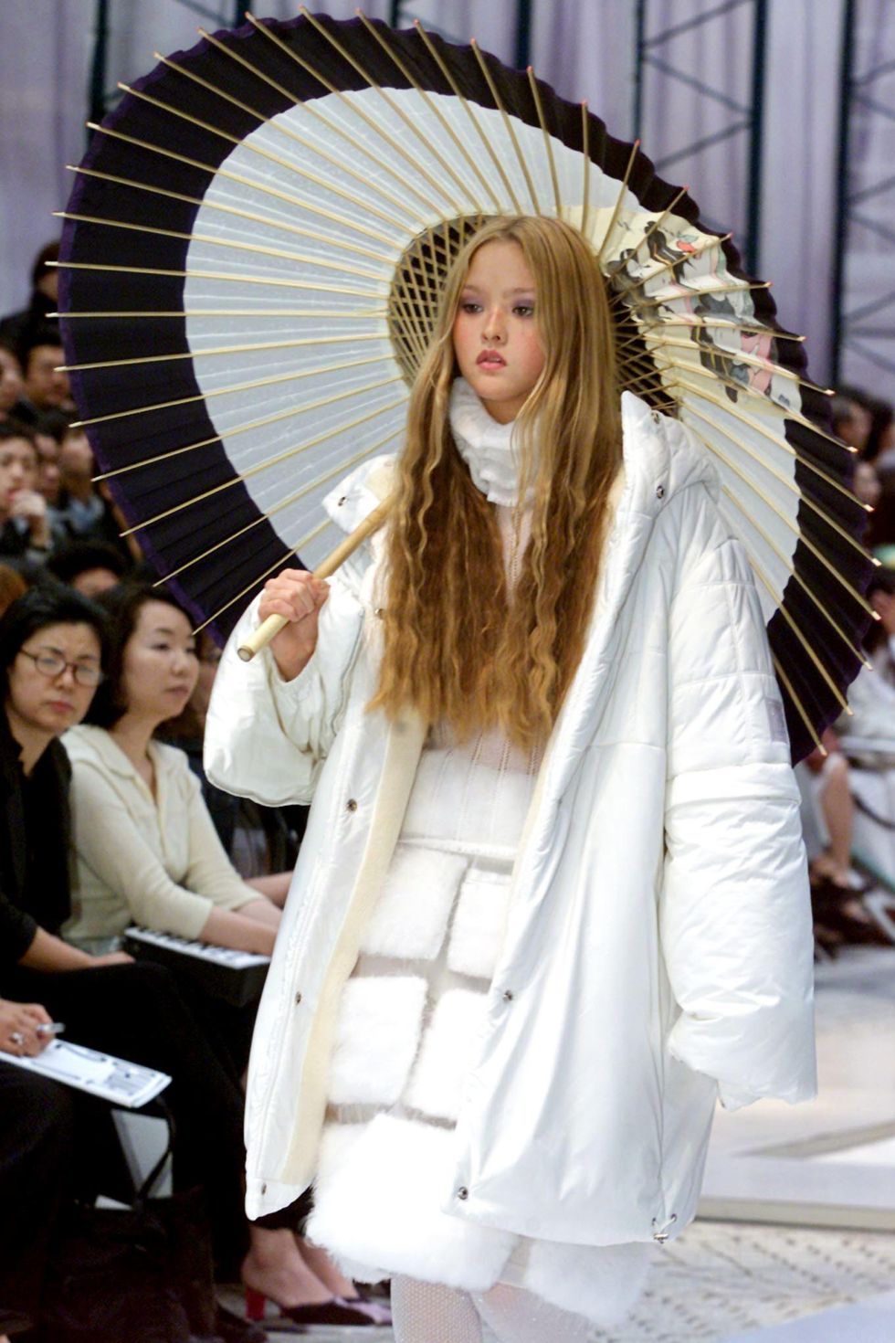 a dream seeking light — Devon Aoki for Chanel RTW FW 2000 by Toru Yamanaka