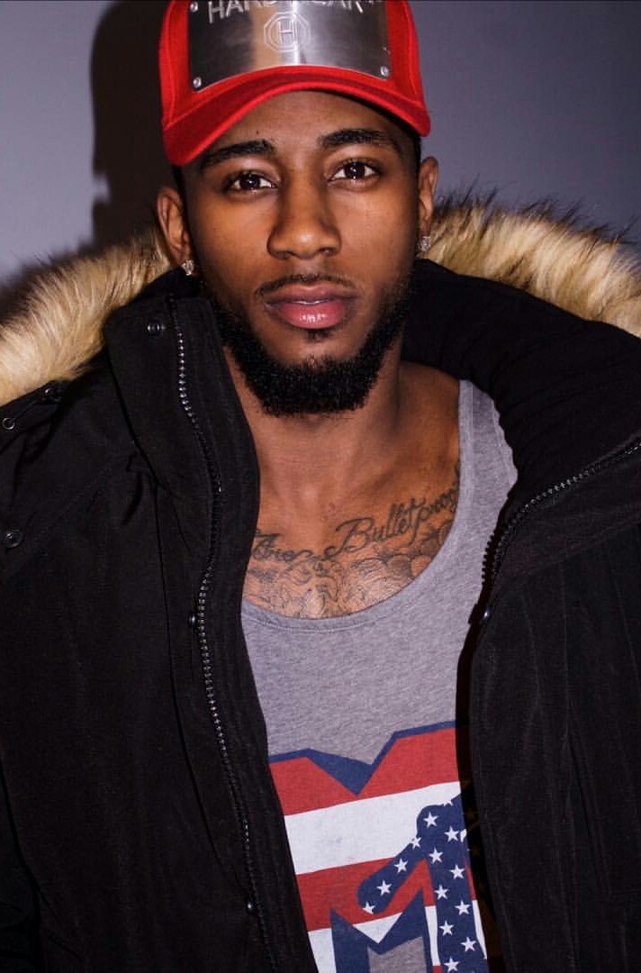dominicanblackboy:  Sexy gorgeous tatted muscle hotboy Justin the Body!😍