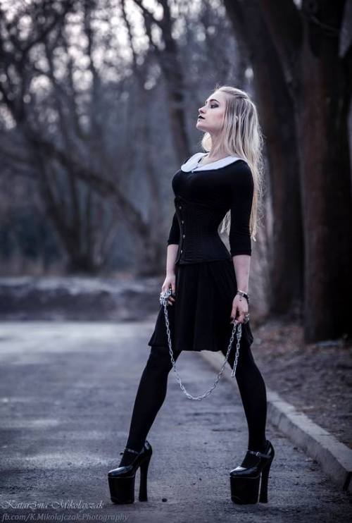 Nefthis by Katarzyna Mikołajczak Photography