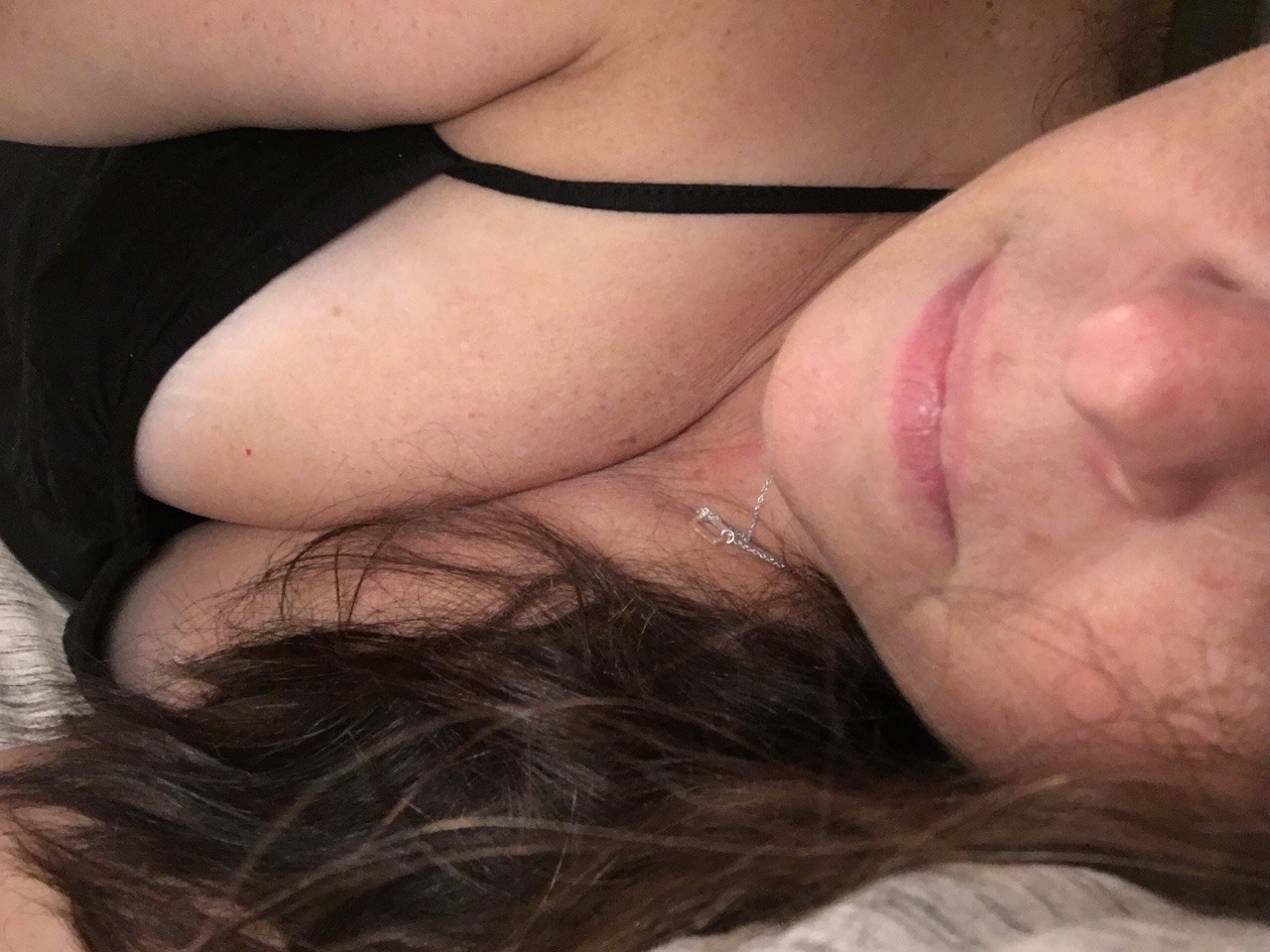 jcro74:  Time for bed. Good night tumblrville 😍😘🌙😴