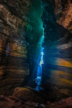 atraversso:  Gupteswar Cave  by Sugesh Gopal