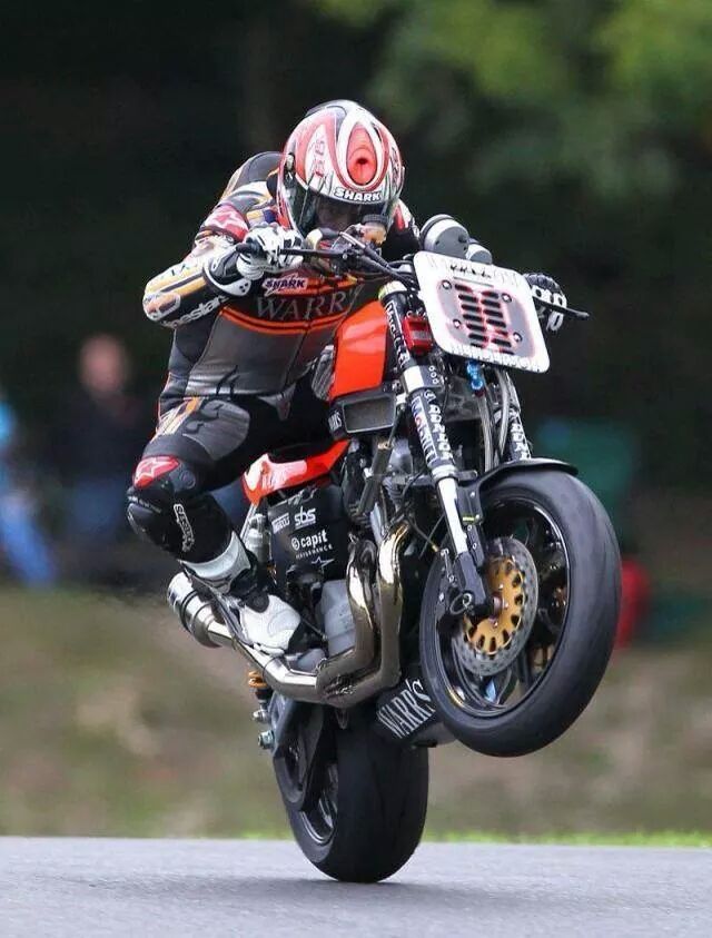 RACE CAFE
