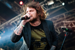 mitch-luckers-dimples:  Asking Alexandria by Radiosuicide on Flickr. 