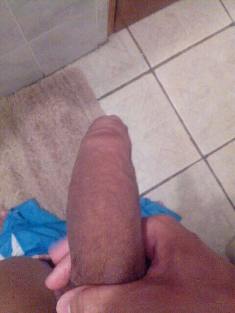 bellaquiitospr: Ángel Rodríguez , 17 y es de Florida, PR. Su insta es aj_rr_2021