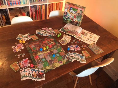 fabien-mense: Ankama games has released a new board game:  “75 Gnom’ Street”, I did the illustration