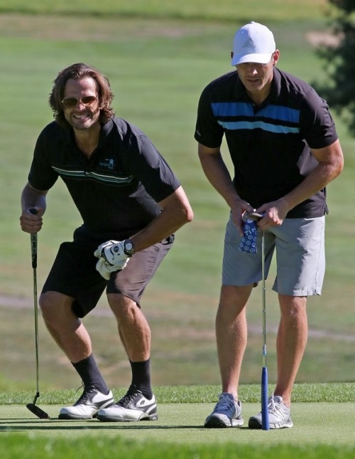  Jared Padalecki and Jensen Ackles Playing Golf in Surrey, Canada http://www.vjbrendan.com/2017/07/j