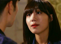 eunjimollayo: “I remember people in school saying that Jung Eunji is a good singer.