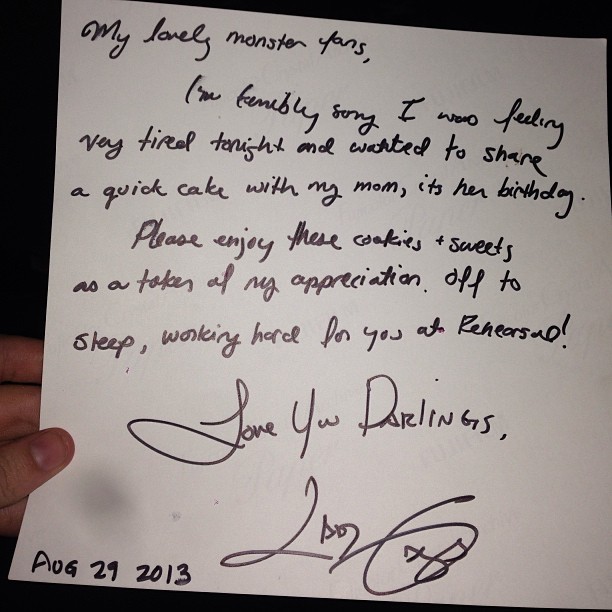 screwed-up-n-brilliant:  JUST GOT A MESSAGE AND COOKIES FROM @ladygaga &lt;3
