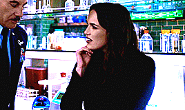 aosladies:Jemma Simmons in Season 4        4x10 “The Patriot”