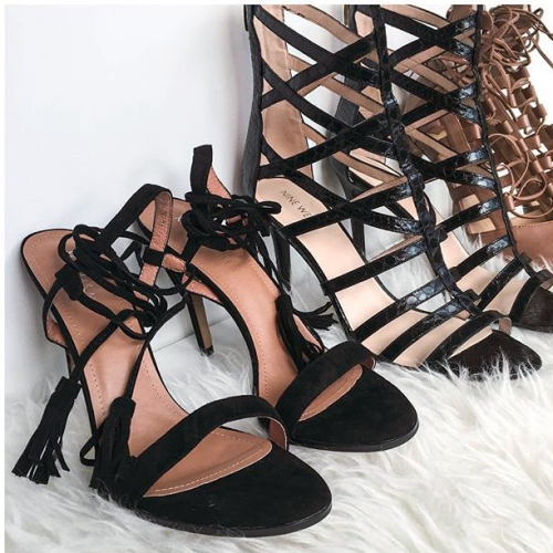 luxures: message me if similar / l u x u r e s  