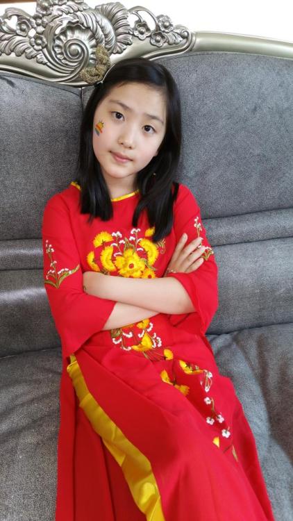 92meizi-com: 【每日更新】第一手资源 ＆ 精采原创好图92meizi.com 国外VIP通道❤ 最新萝莉U图下载❤ 想看萝莉视频的快快联系我，私信留下你的qq，诚信第一非诚勿扰，下手晚了就