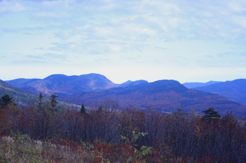 twilightsolo-photography: Blue Mountain ViewOverlook at the Kancamagus Highway ©twilightsolo-ph