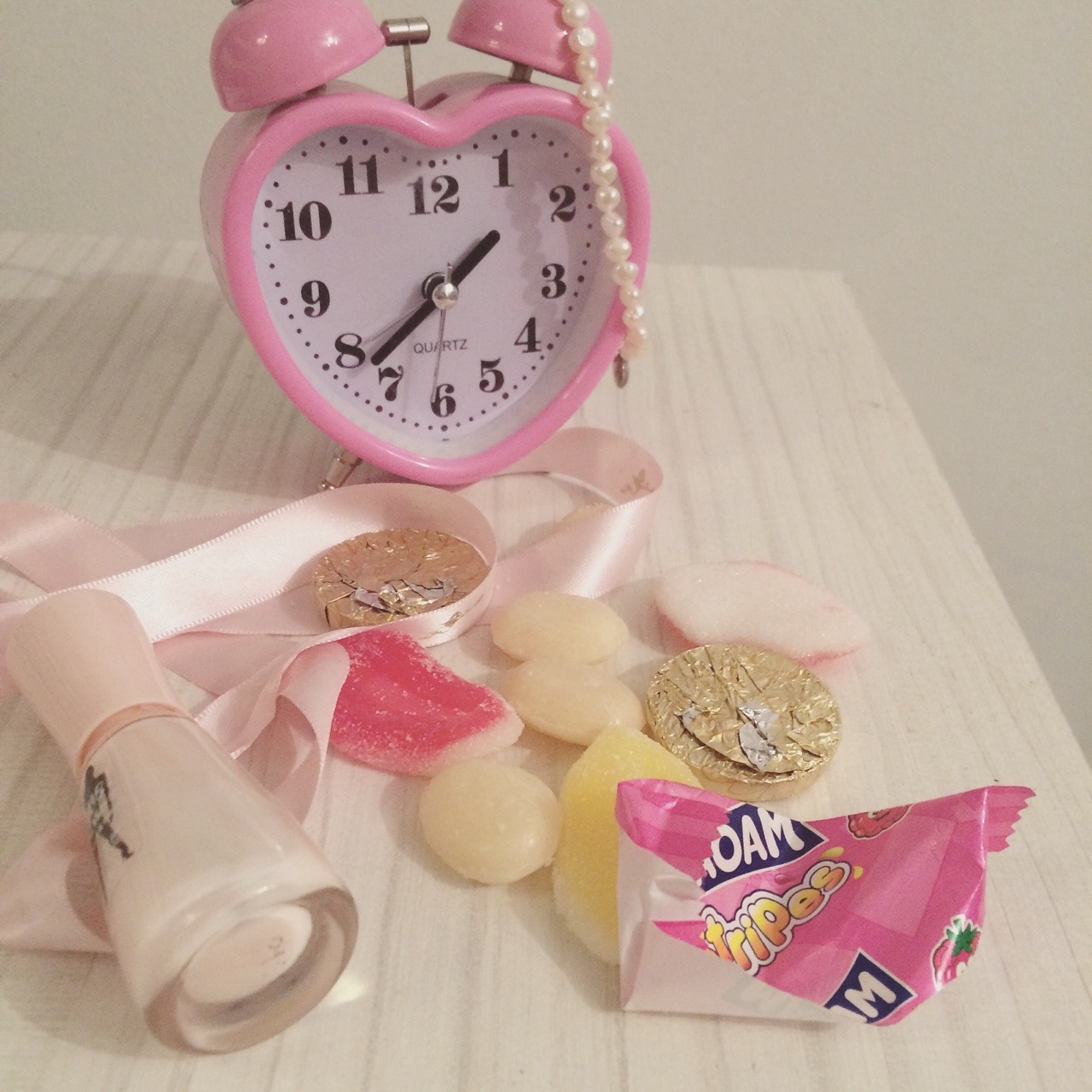 miss-jailbait:  my bedside table looks like a little girls💓🍬💅🏻 