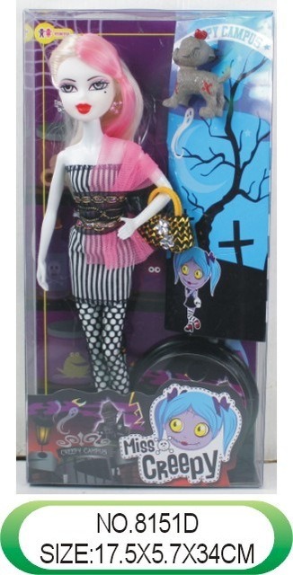 A bratz head on a barbie body sold as a monster high clone? At least they “tried” to be 