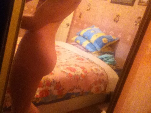homemadesex0710:  homemadesex0710:  Here ya go (; I was just a little horny in need of my husband. What are some things you guys would like to do to my little body??(; inbox it and who ever can tell me the best will get a picture specifically for them