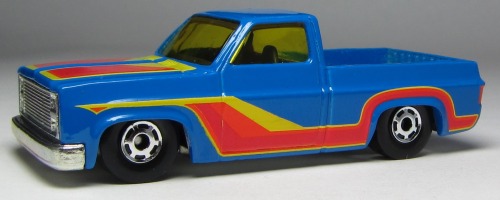 chasingclassichotwheels:  ‘83 Chevy Silverado