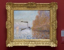 paintdeath:  authenticvangogh:  man is jailed after punching an £8 million Monet painting   Fuck him