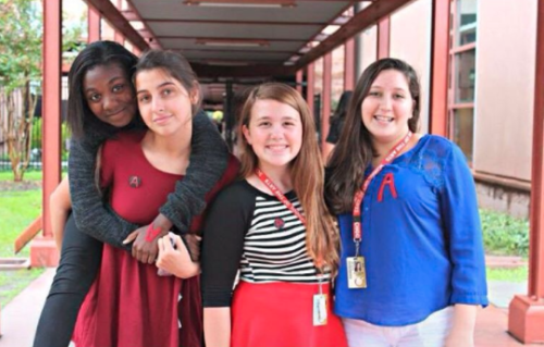 strandbooks:  stylemic:  These feminist high schoolers are using ‘The Scarlet Letter’ to protest dress codes Students at Charleston County School of the Arts in North Charleston, South Carolina, have had enough. Too many girls have been sent home