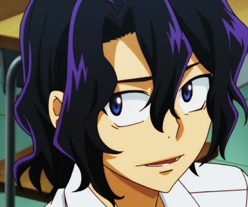 lessmalpli: He’s so pretty