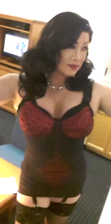 My roommate always looks so sexy when he crossdresses for me.