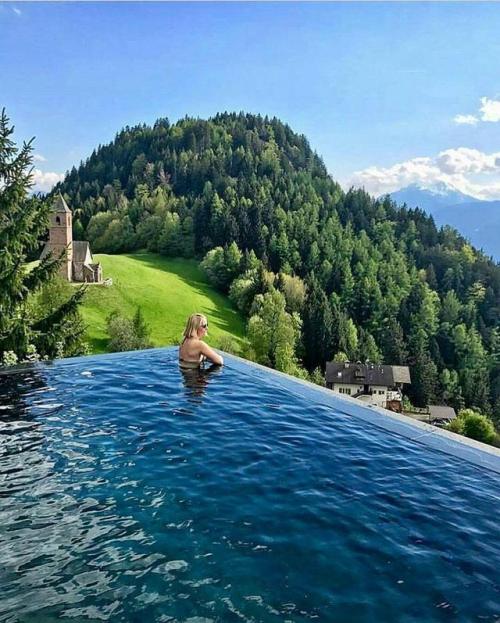 A great view from the pool. Merano, Dolomites, South Tyrol repost from @ciaodarcy - Summer in the It