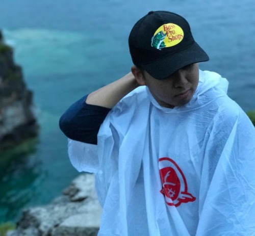 Yo someone tried to sell me a gram for 40 (at Bruce Peninsula National Park)