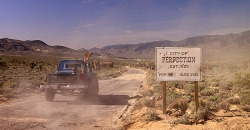 firmmaster:  jellymonstergirl:  Tremors (Ron