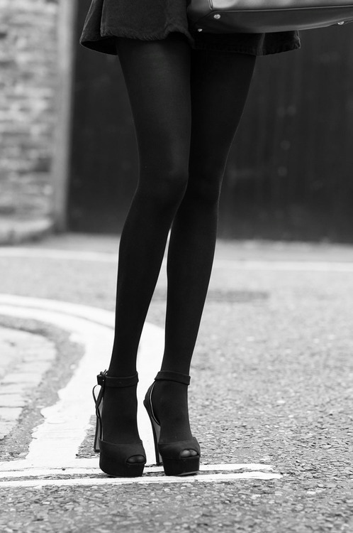 cxouture:     b&w    