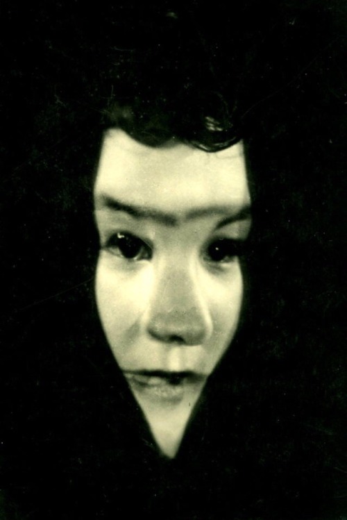 Porn nahalism:  Kansuke Yamamoto. Shadow, Untitled, photos