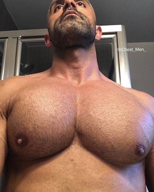 I Do Love Big Muscleman Tits
