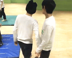 mingyu17:  Meanie couple can’t seem to get their hands off eachother  