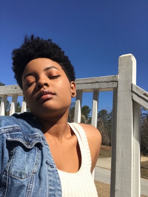 self-indulged:Blackout and Blue skies ✨