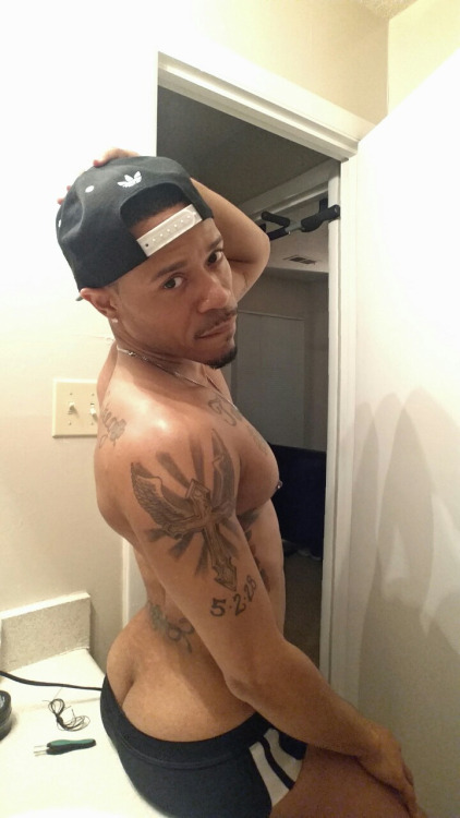 entycer:  thathinglike:  asskingz:  stripesReblog and follow @asskingz​ for ASS