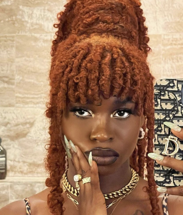 blackluv:beautiful inside and out. 