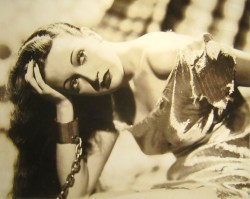 vintagemarlene:  the lovely dorothy lamour (dsata.blogspot.com) 