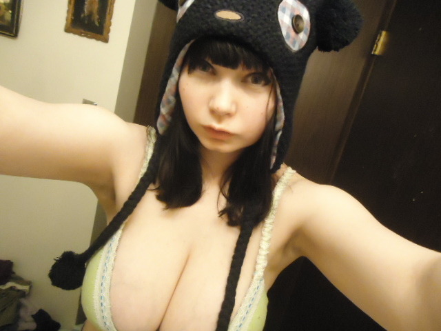 morningmusume:  i wore this out in public i have no shame  