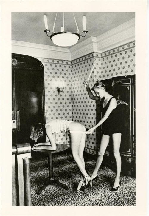 scentofslave:  Interior, 1977 by Helmut Newton porn pictures